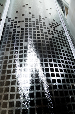 Душевая кабина L801 с электрикой BLACK (вид 12) Душевая кабина L801 с электрикой BLACK (фото, вид 12)