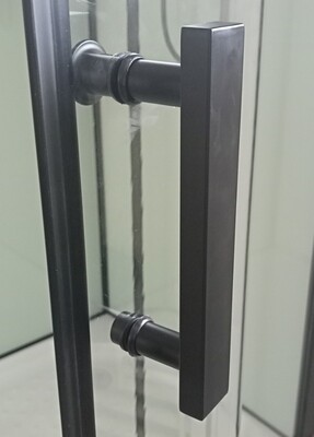 KORRA90B (90x90x205) ������� ������.�������� � ��� ����-�, ������ ����.5mm, ����� ������ ������ � ���������� ���������, ������ ������������ �������, ����� �� ����������� �����, ������������� ���������, ������ ��� � �����������. Ceruttispa (����, ��� 2)