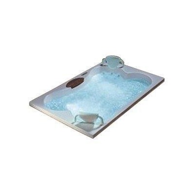  Riho Claudia   (,  1)