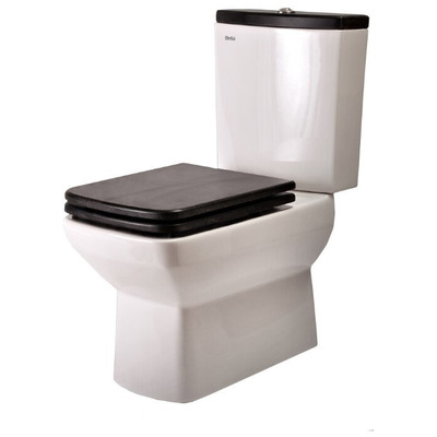  Della Quattro Wood ()